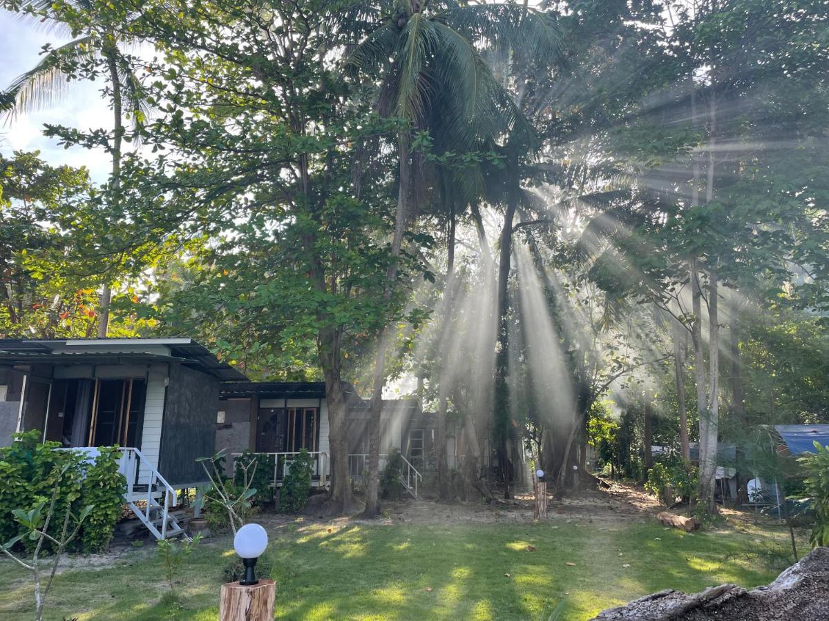 Koh Ngai Sea Open Resort Eksteriør billede